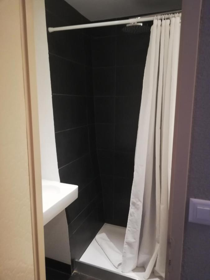 Hotel Parc & Lac Монтрё Экстерьер фото