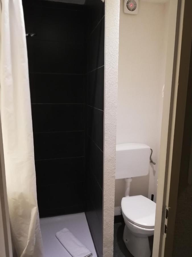 Hotel Parc & Lac Монтрё Экстерьер фото