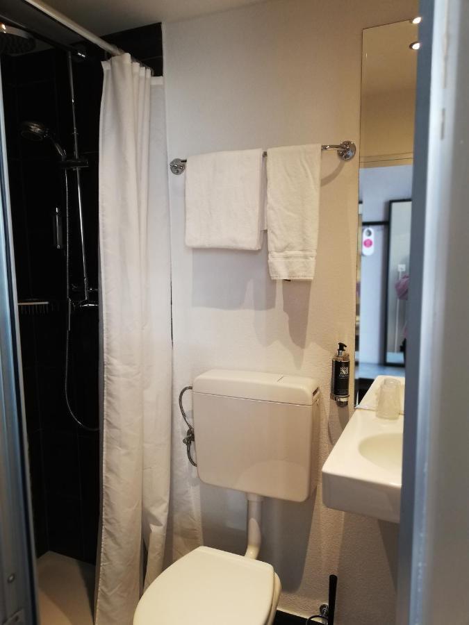 Hotel Parc & Lac Монтрё Экстерьер фото